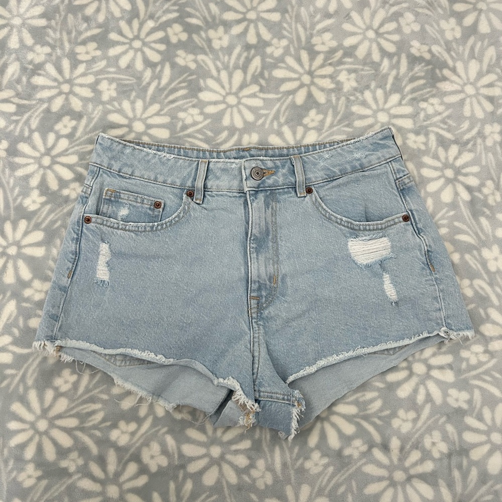 H&M Blue Jean Shorts Distressed Cut-Off Style